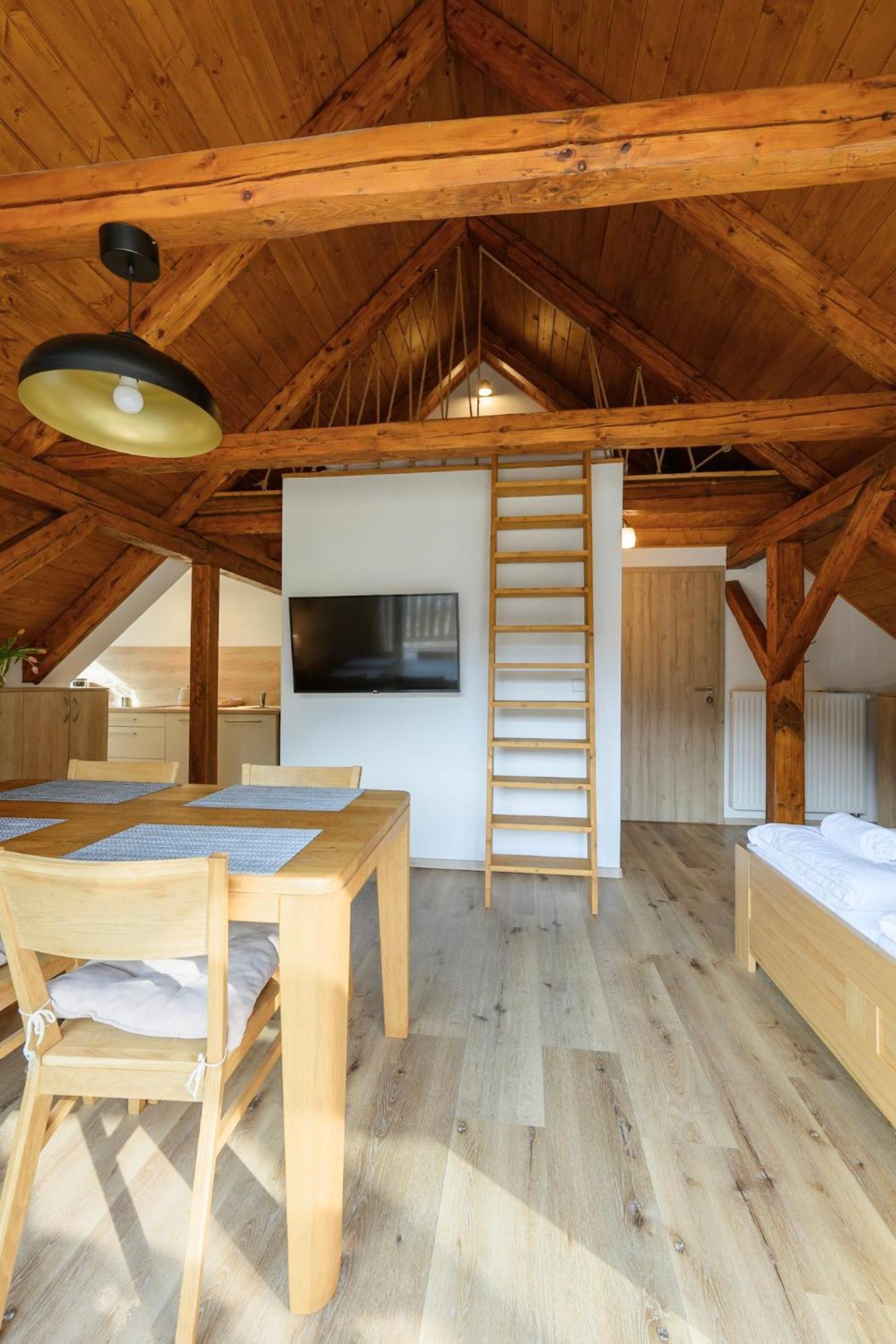 Apartmany Mezivodi Kycera Ngoại thất bức ảnh