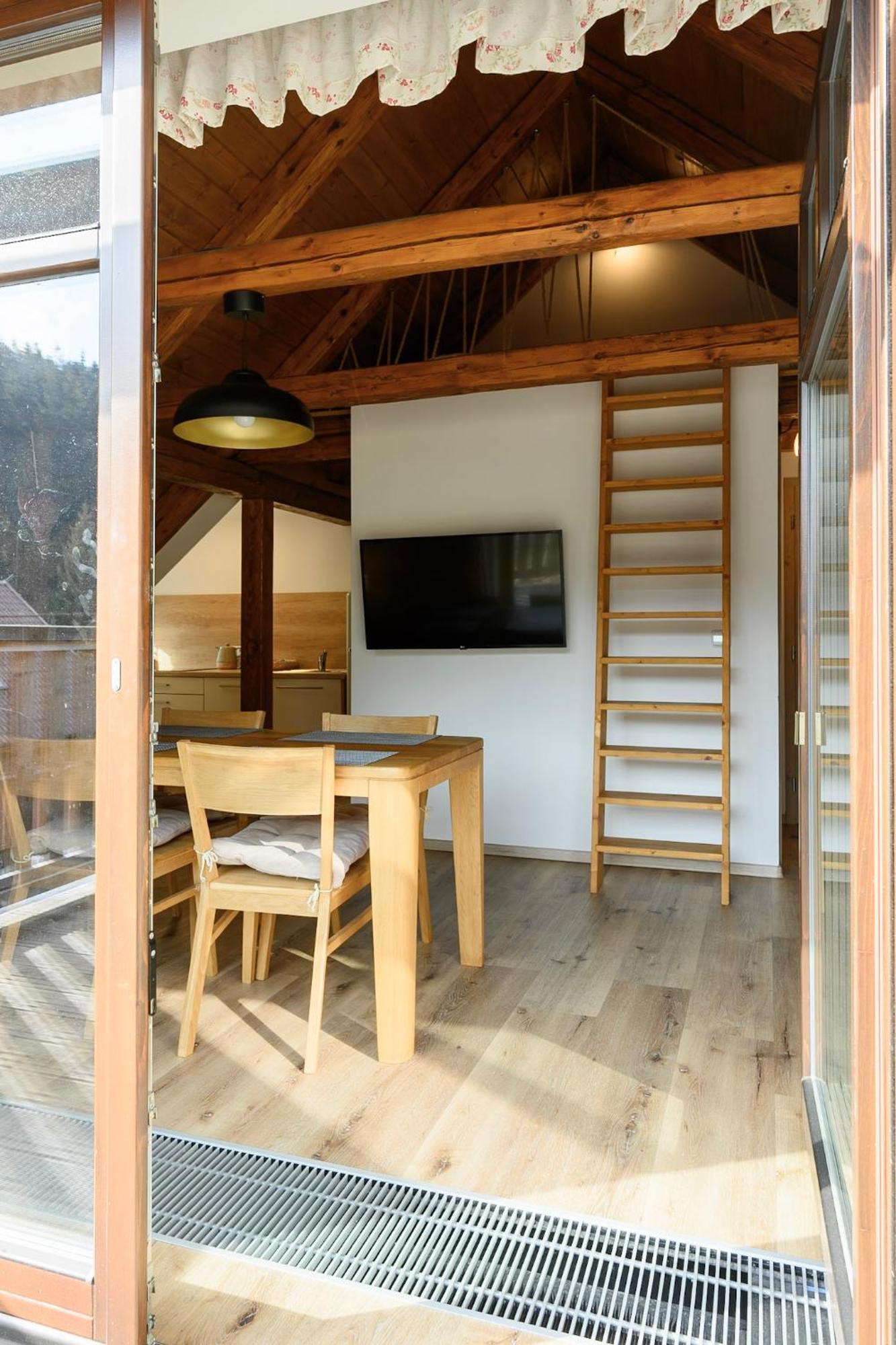 Apartmany Mezivodi Kycera Ngoại thất bức ảnh